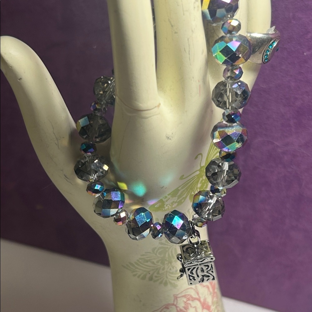 🍒Elegant Silver, AB & Crystal Prayer Bracelet🍒